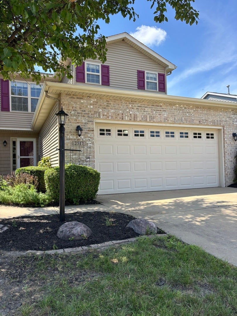 2517 Pembrook Point — photo