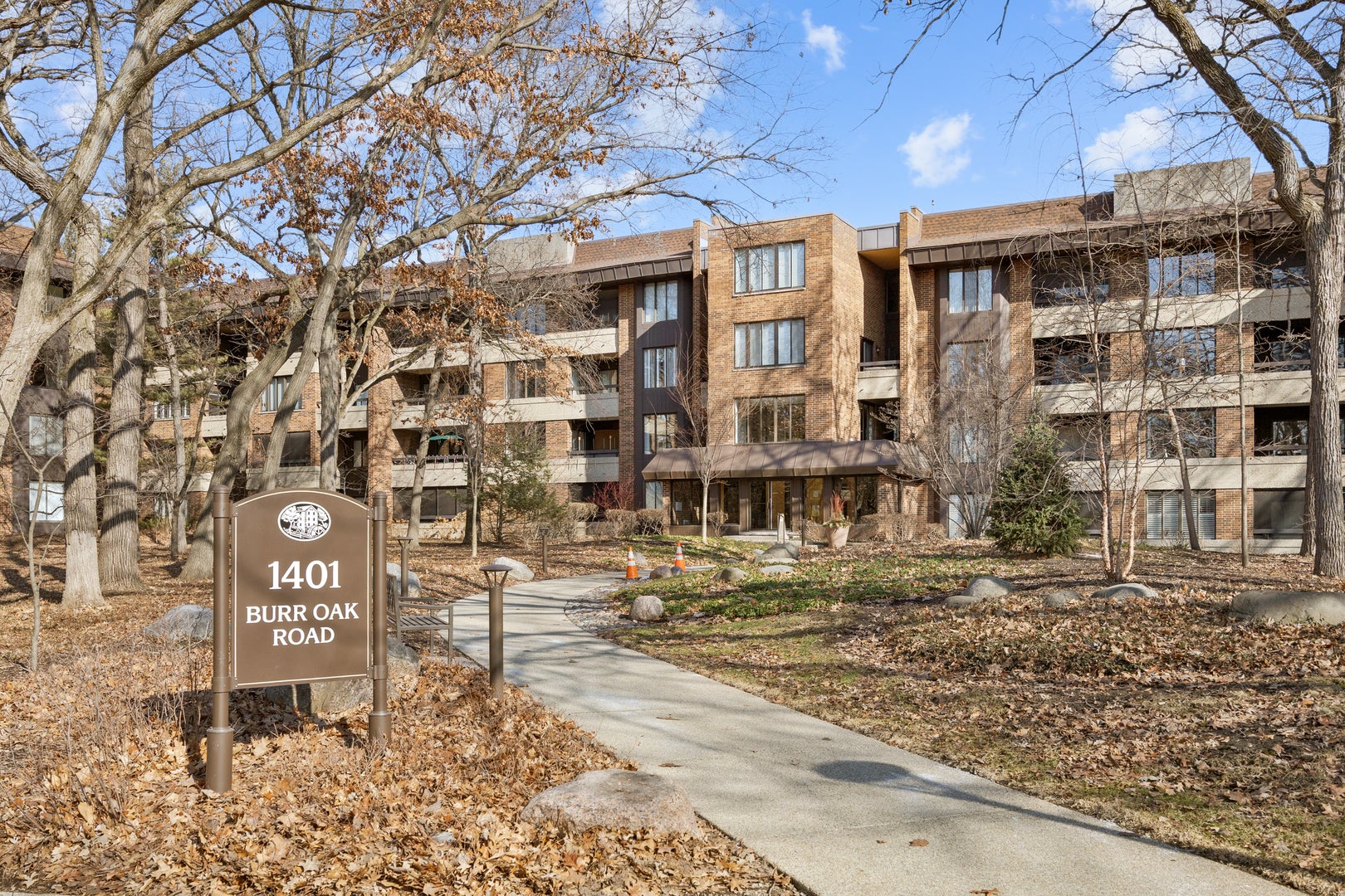 1401 Burr Oak Road 117B — photo
