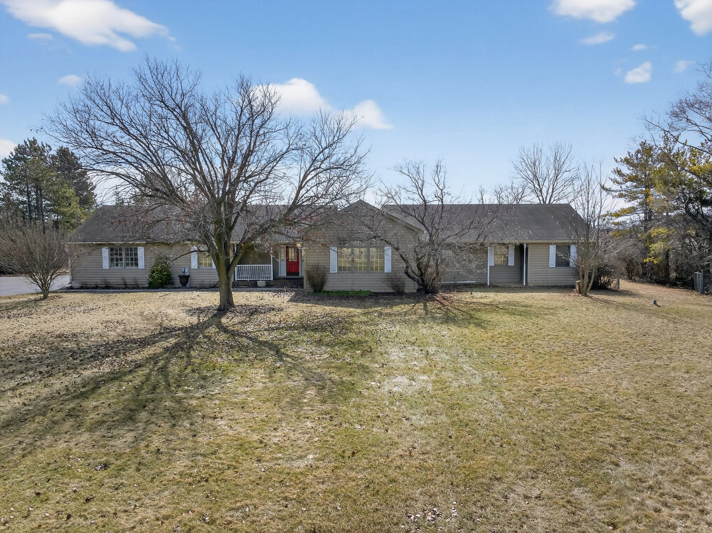 25651 W Illinois Route 60 Highway — photo
