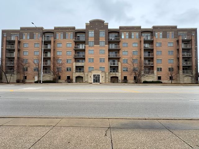 77 N Wolf Road 210 — photo