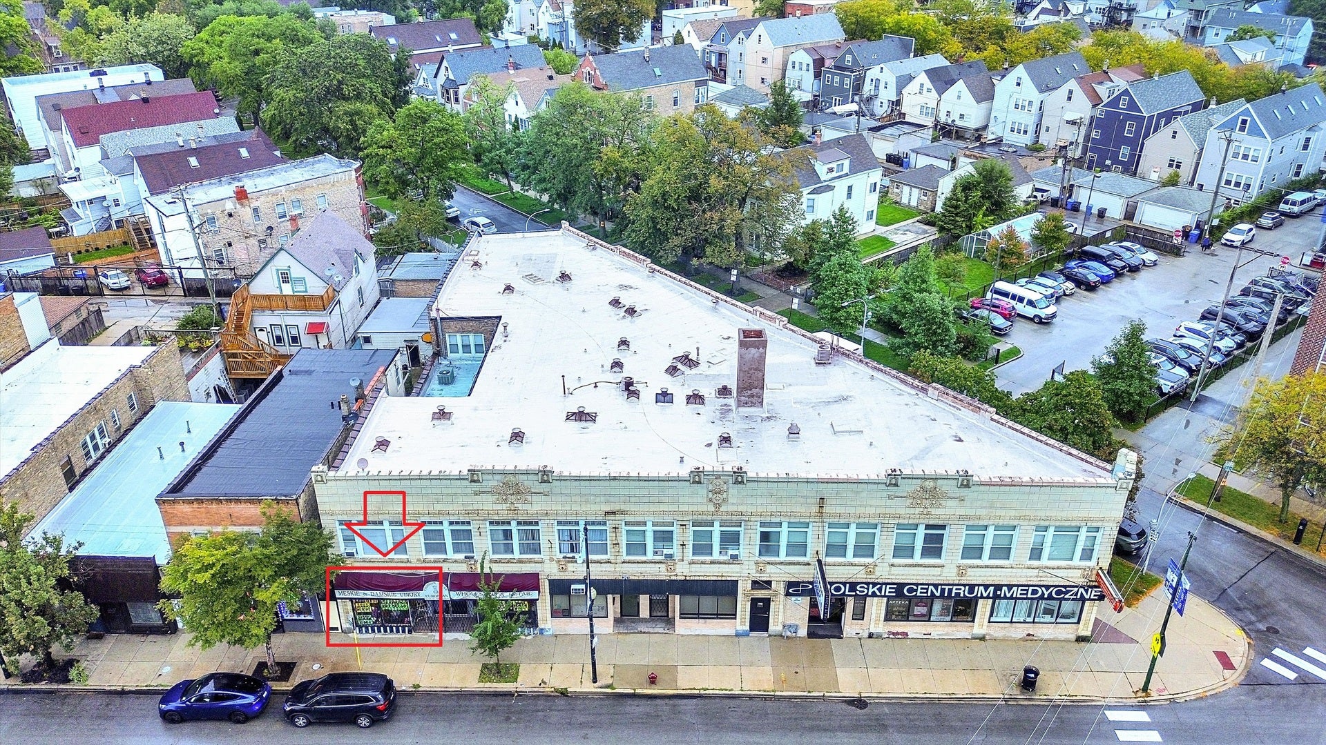 3025 N Milwaukee Avenue — photo