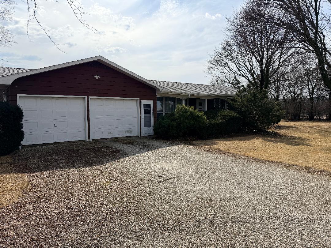 815 W Walnut Street — photo