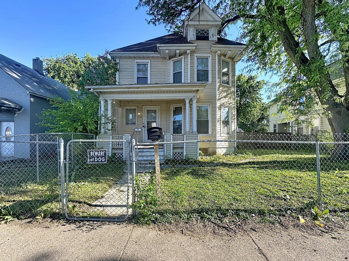 1640 W 3rd Street — photo