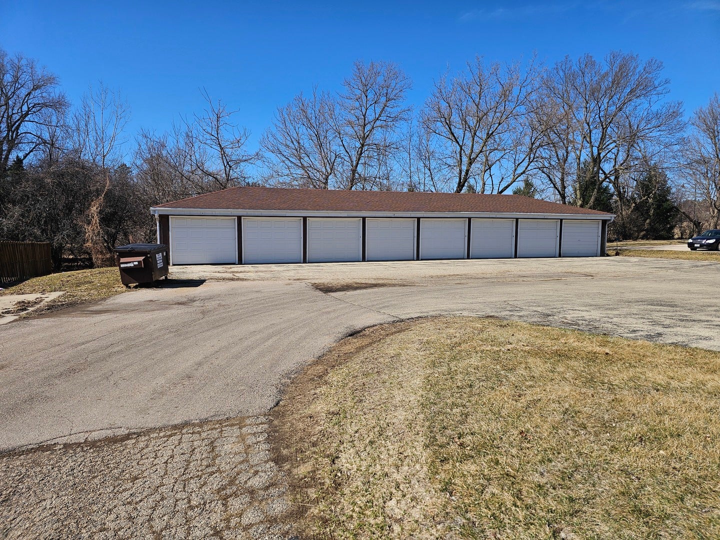 Home in Freeport, IL 61032 — photo 3