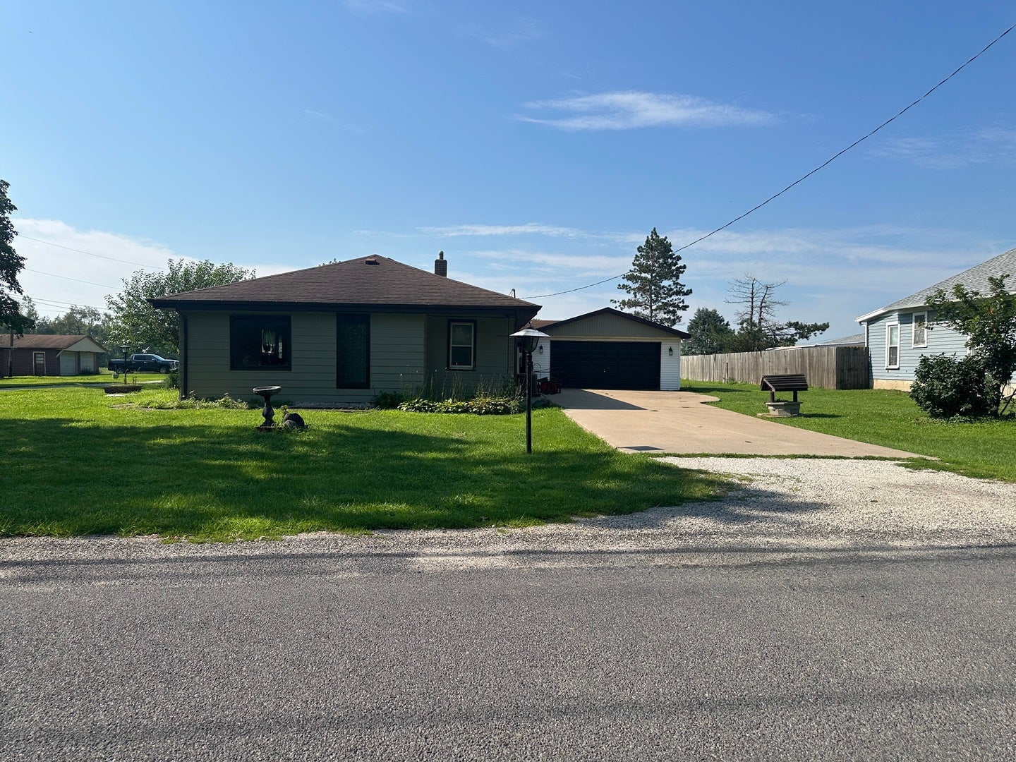 415 W Livingston Road — photo