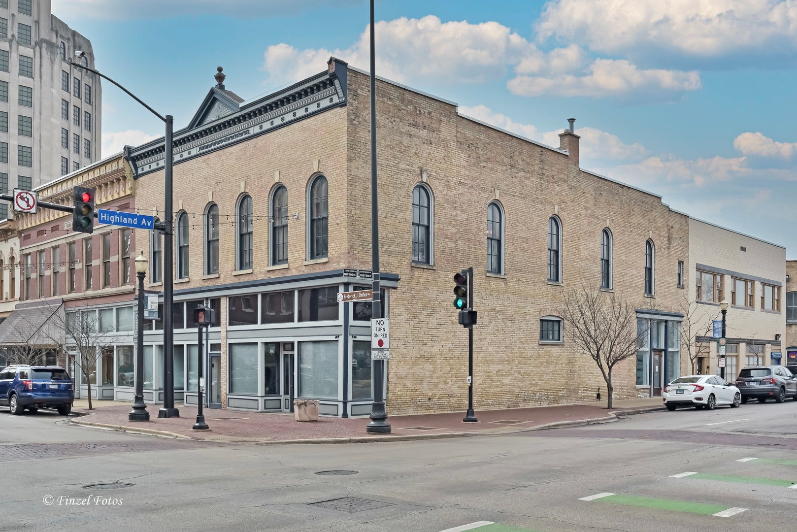 20-24 Douglas Avenue — photo