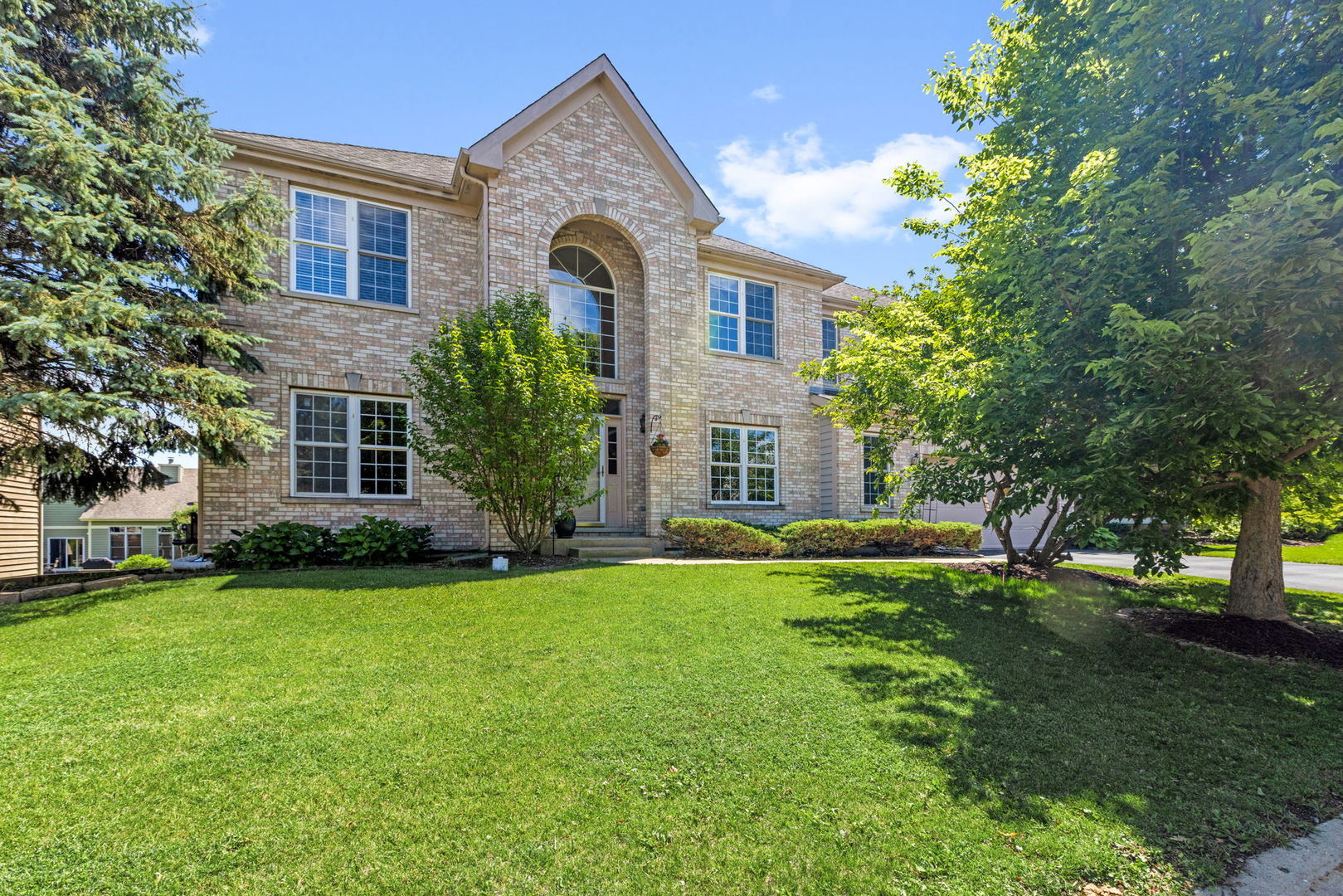 4 Sherwood Court — photo