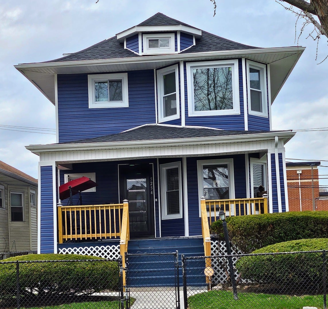5254 W Monroe Street — photo