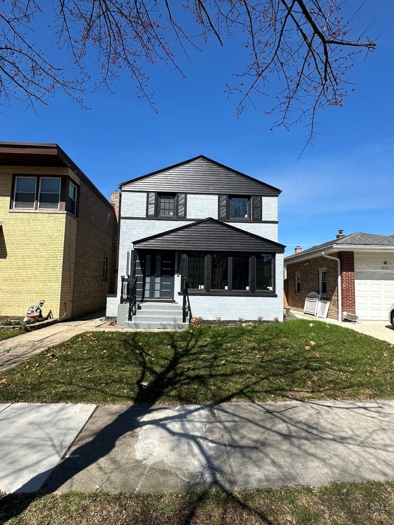 3024 W Fargo Avenue — photo