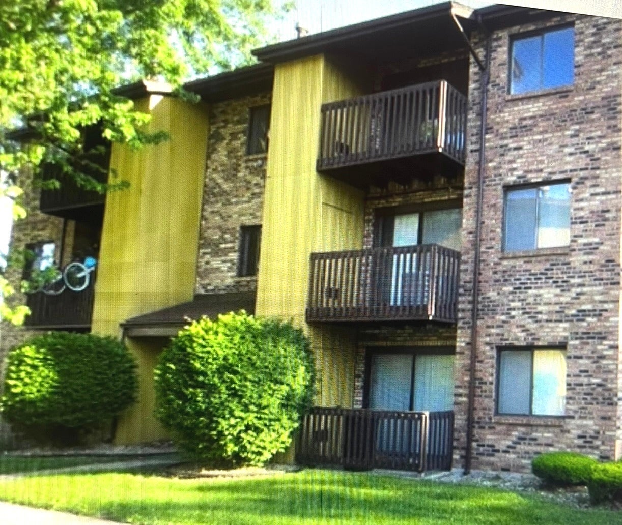 1249 Cunningham Drive 3E — photo