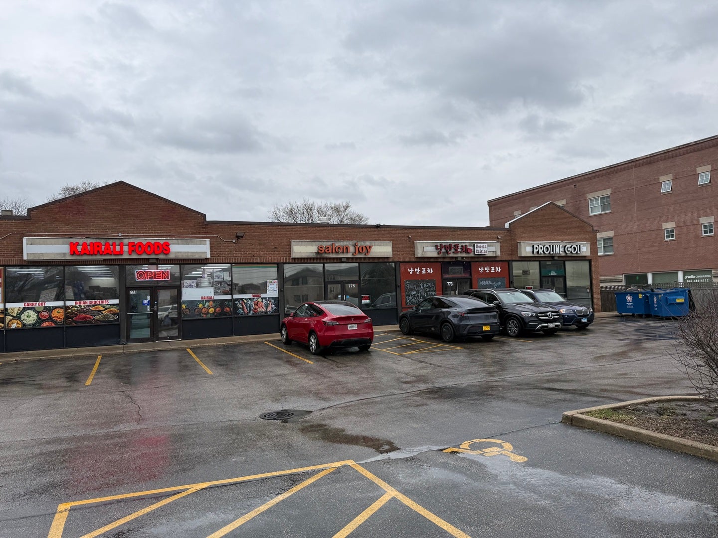 771-777 Milwaukee Avenue — photo