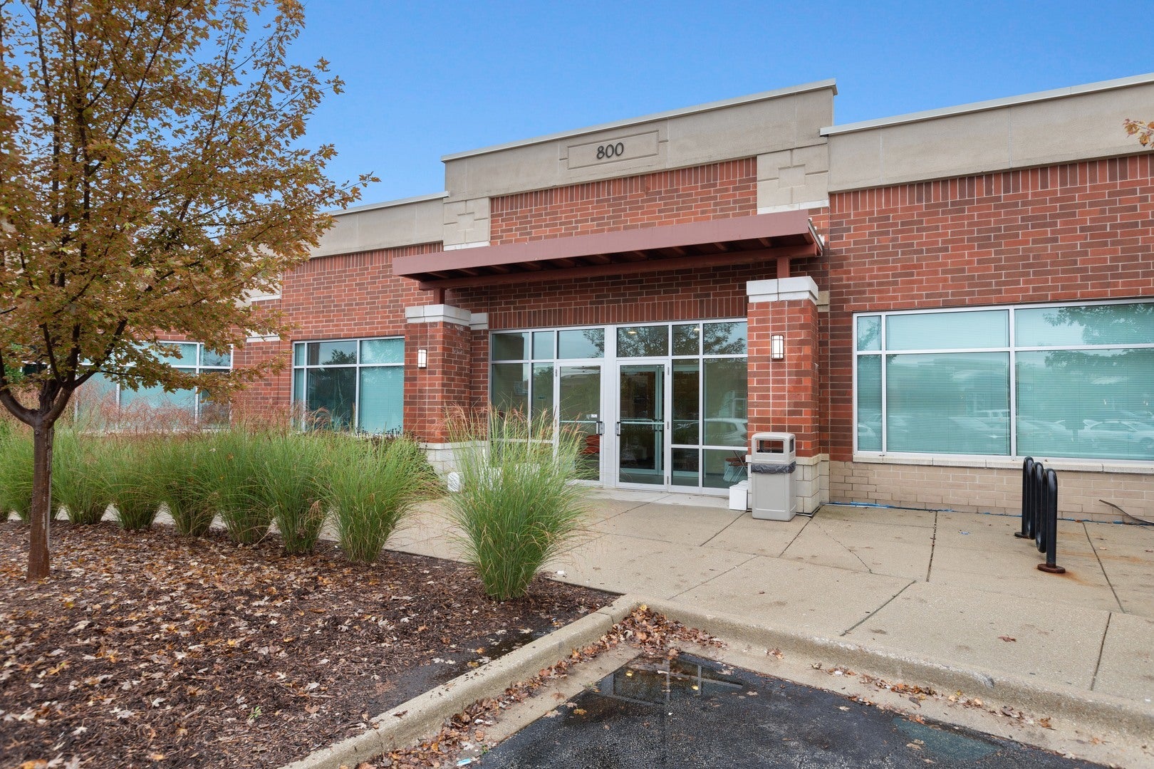 800 E Woodfield Road 117 — photo