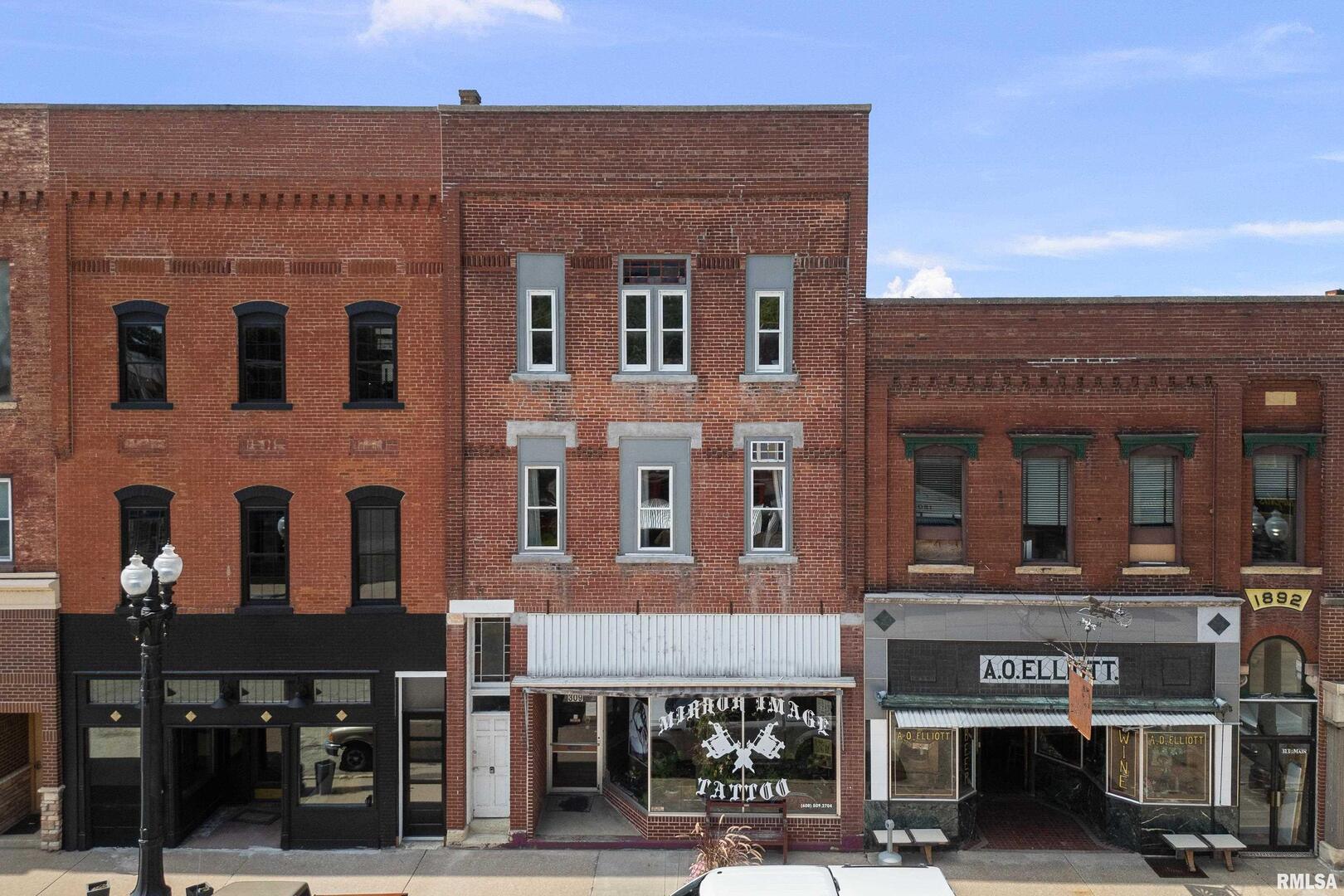 309 Main Street — photo