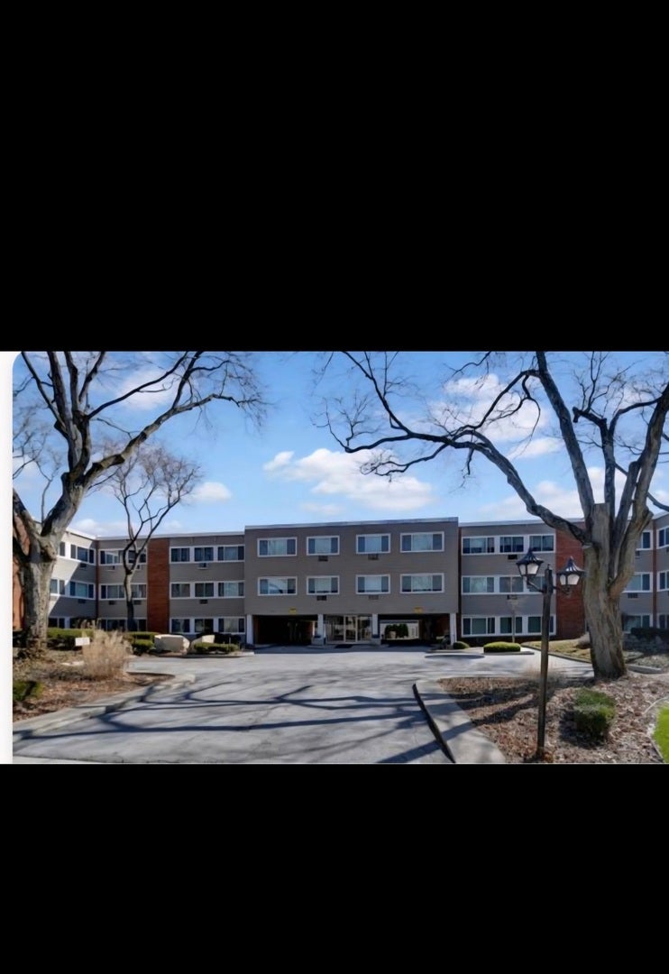 1141 Leavitt Avenue 115 — photo