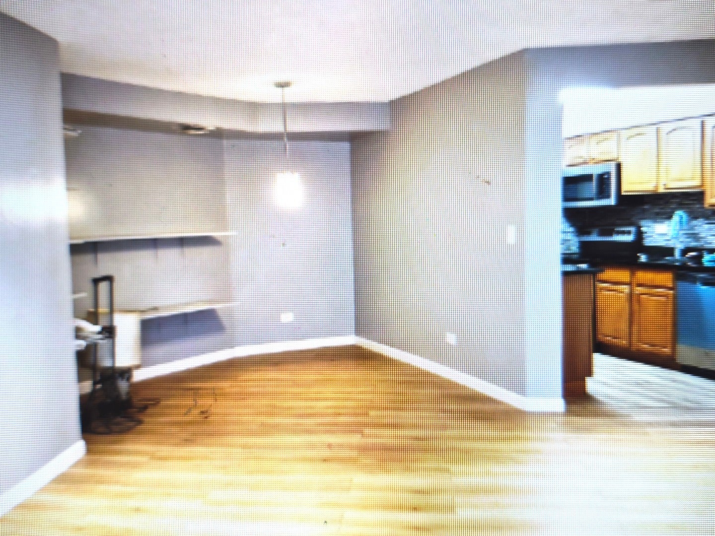 Home in Glenview, IL 60025 — photo 3