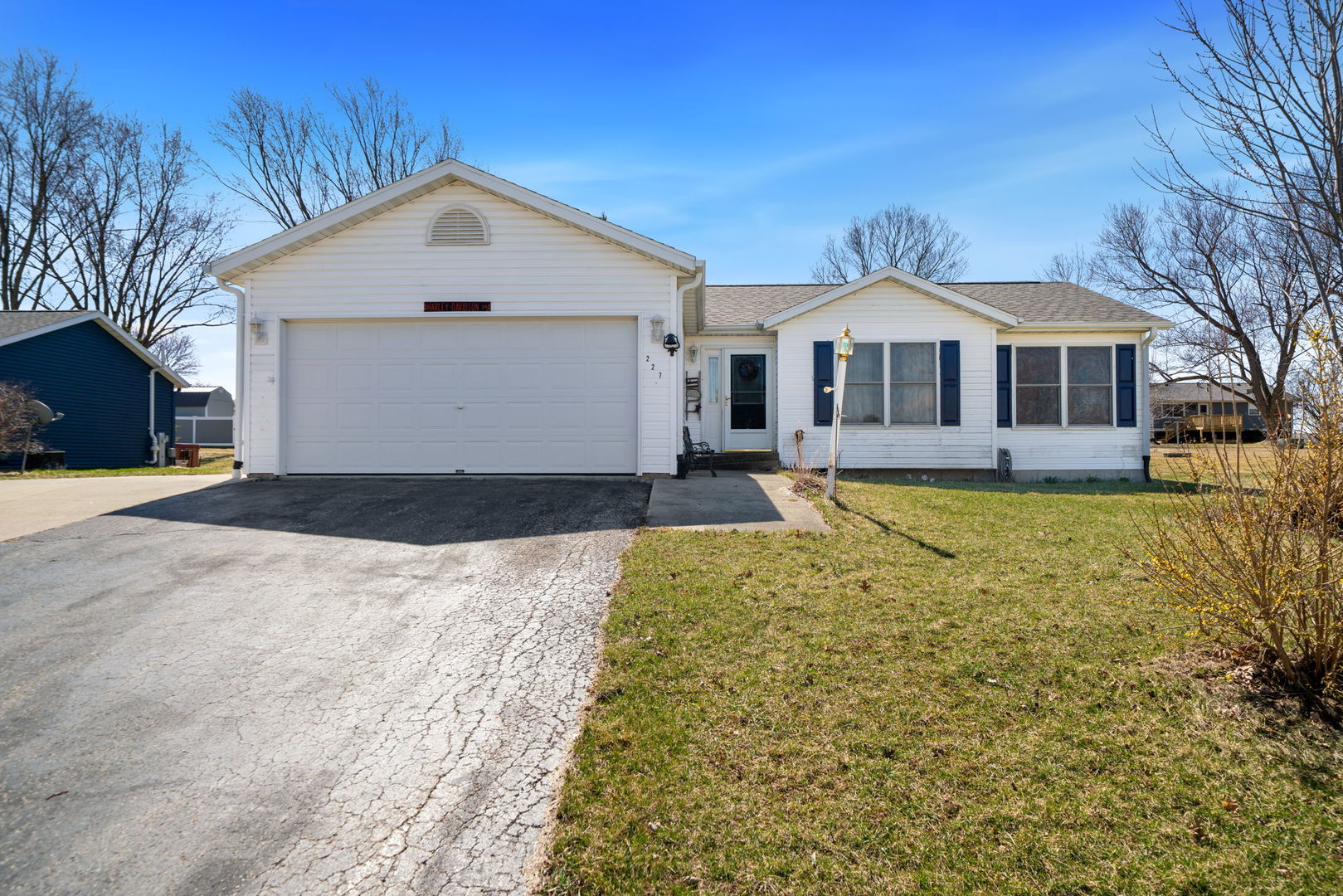 227 Meadow Drive — photo