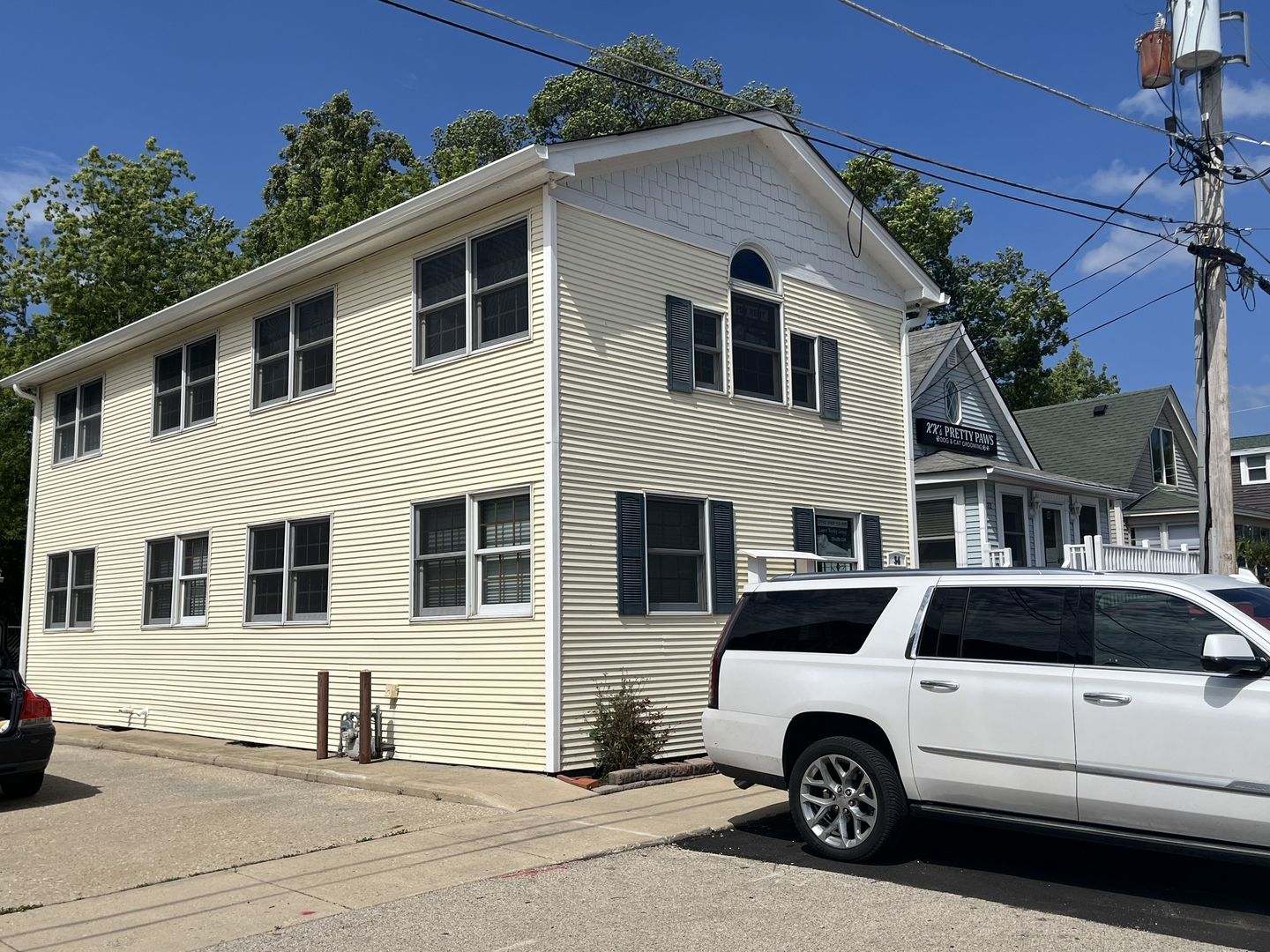 34 W Grand Avenue 203 — photo