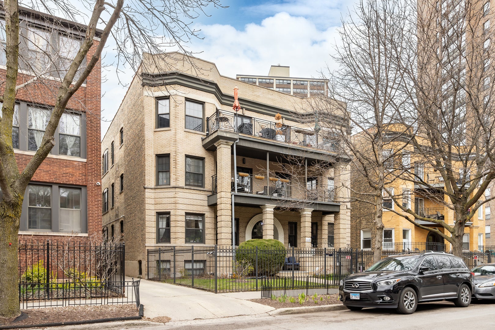 842 W Belle Plaine Avenue Gw — photo