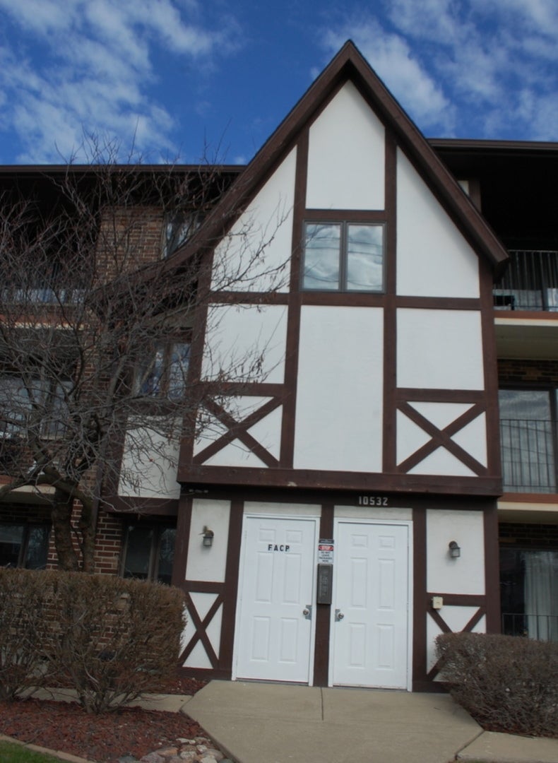 10532 Ridge Cover Drive #27A, Chicago Ridge, IL 60415
