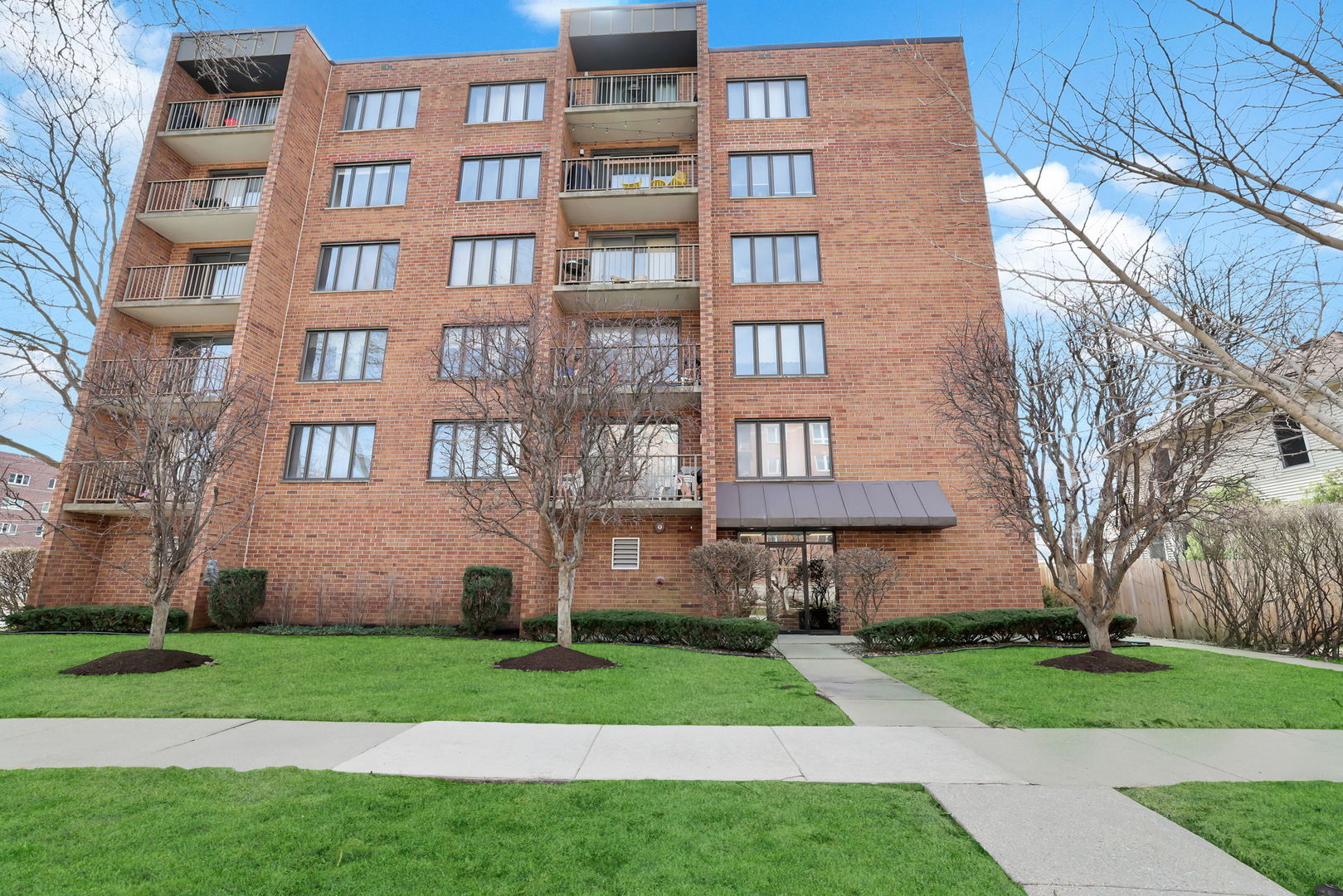 1389 Perry Street 203 — photo