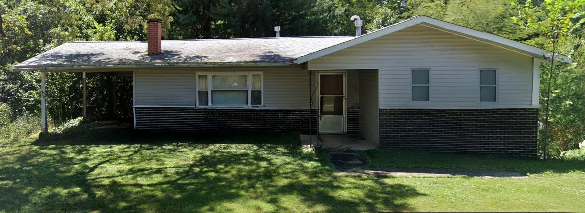250 E Jackson Street — photo
