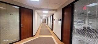 Home in Wheaton, IL 60189 — photo 3