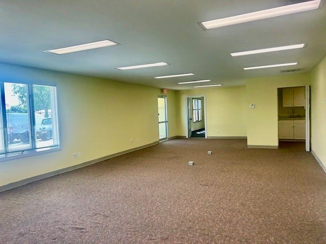 Home in Manteno, IL 60950 — photo 3