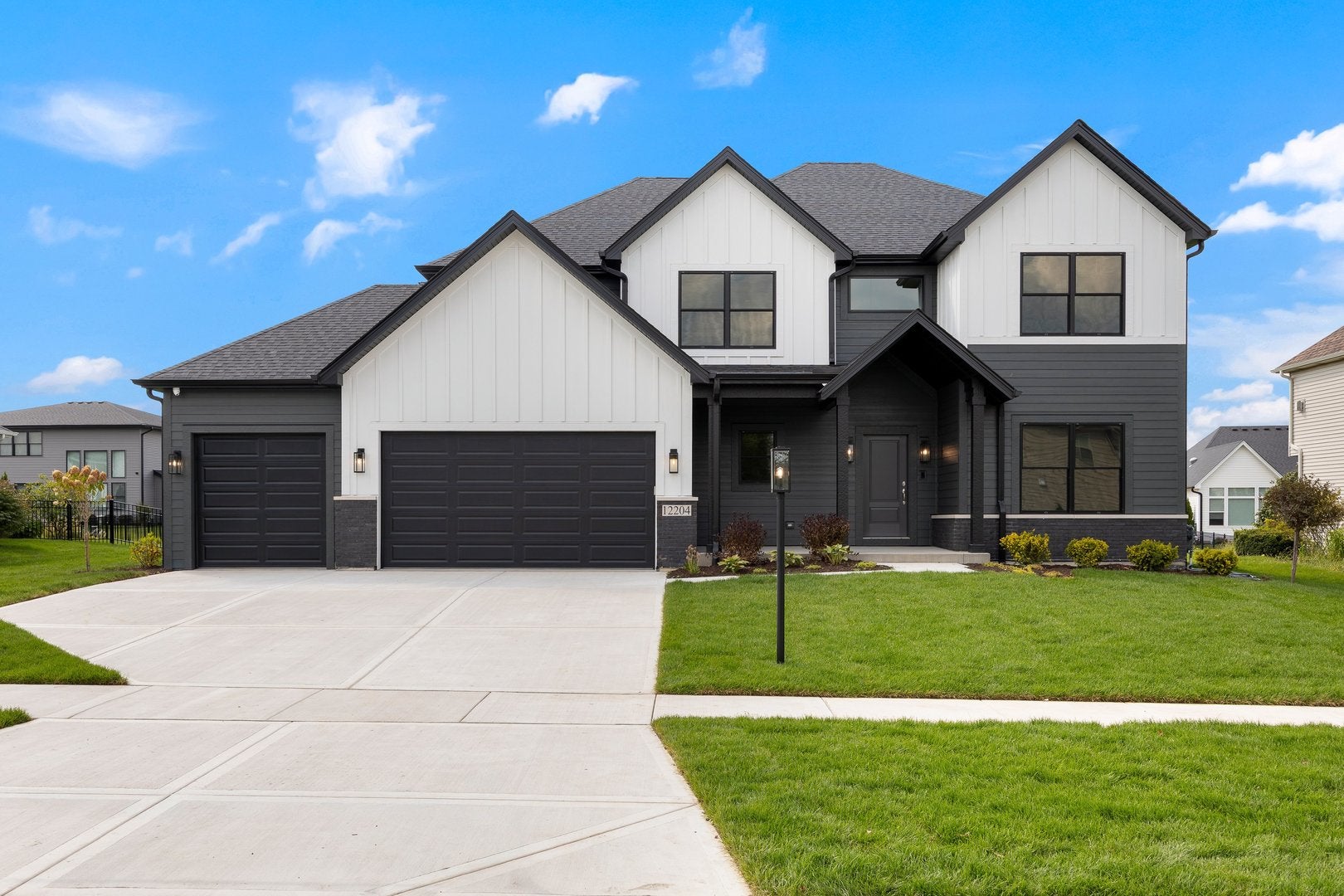 1033 Emerald Drive — photo