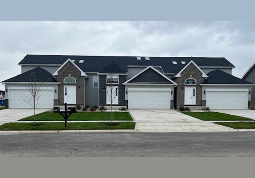 3029 W 82nd Place a — photo