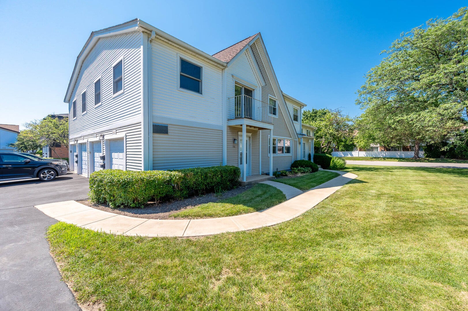 716 Inverrary Lane D — photo