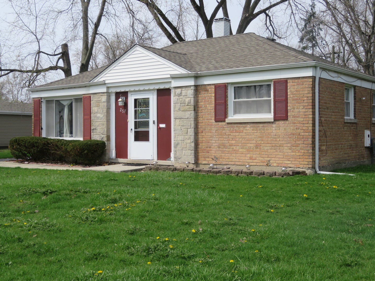 257 Minocqua Street — photo