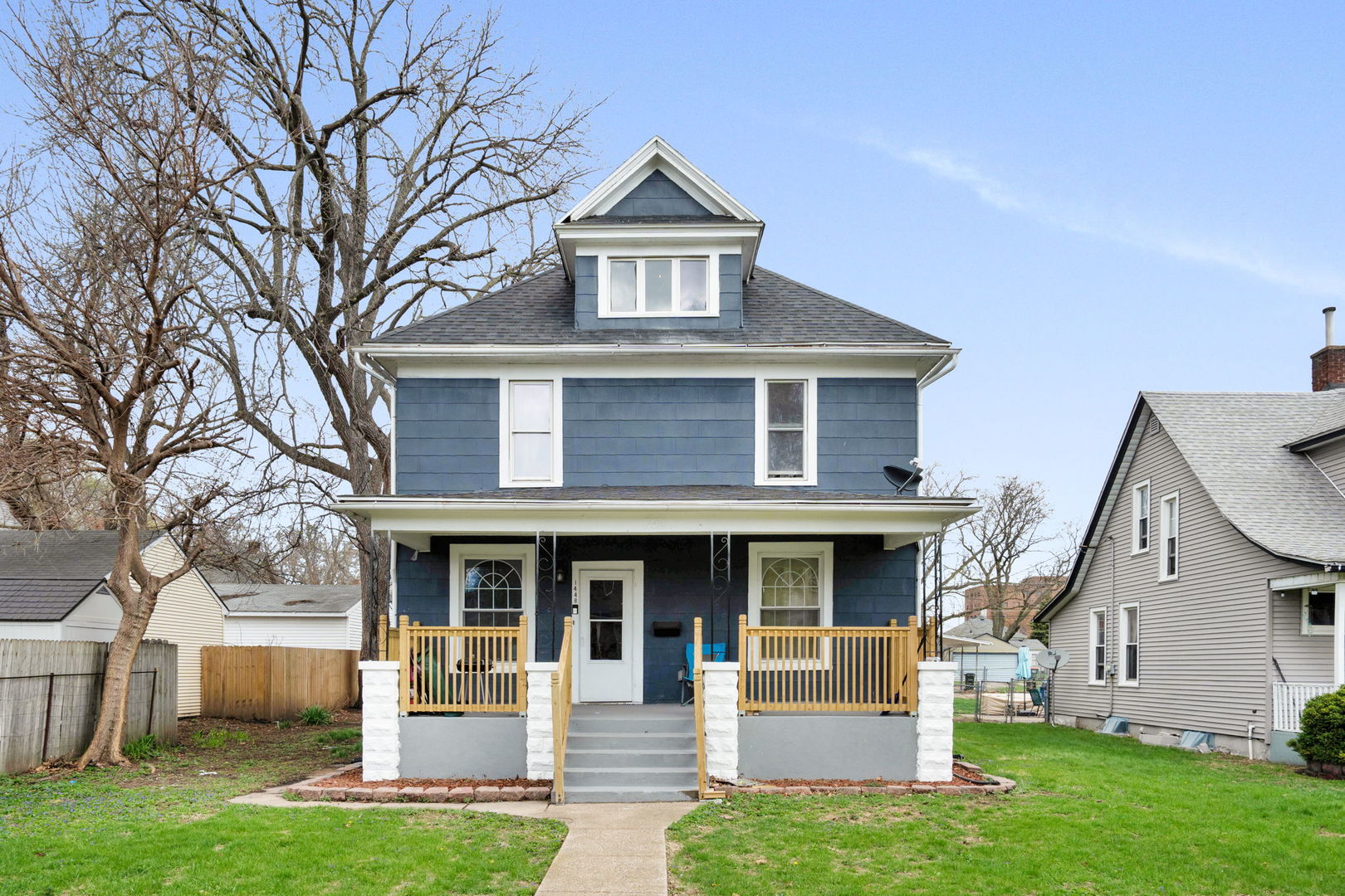 1446 W High Street — photo