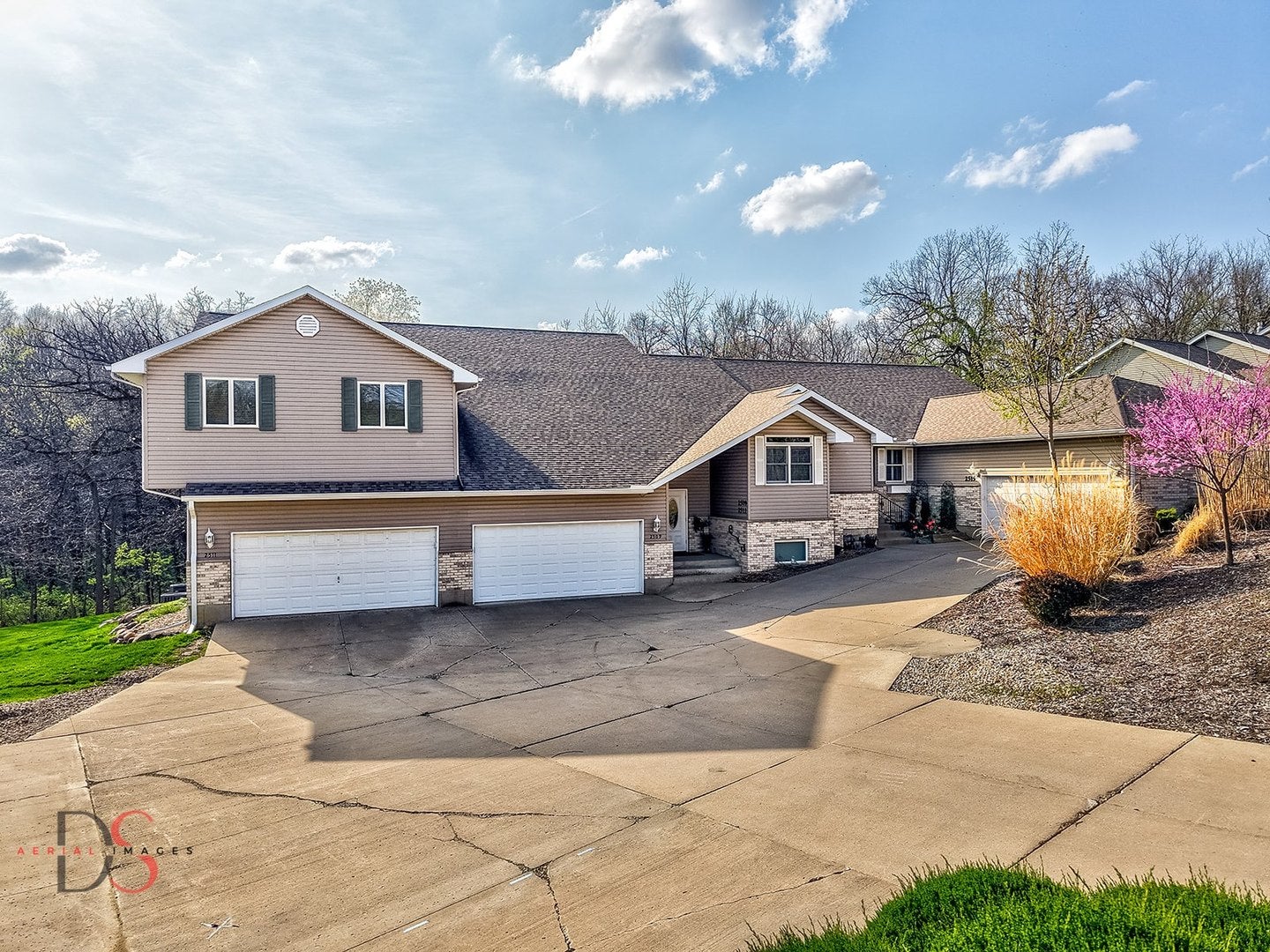 2511 Reynolds Manor Drive 2511 — photo