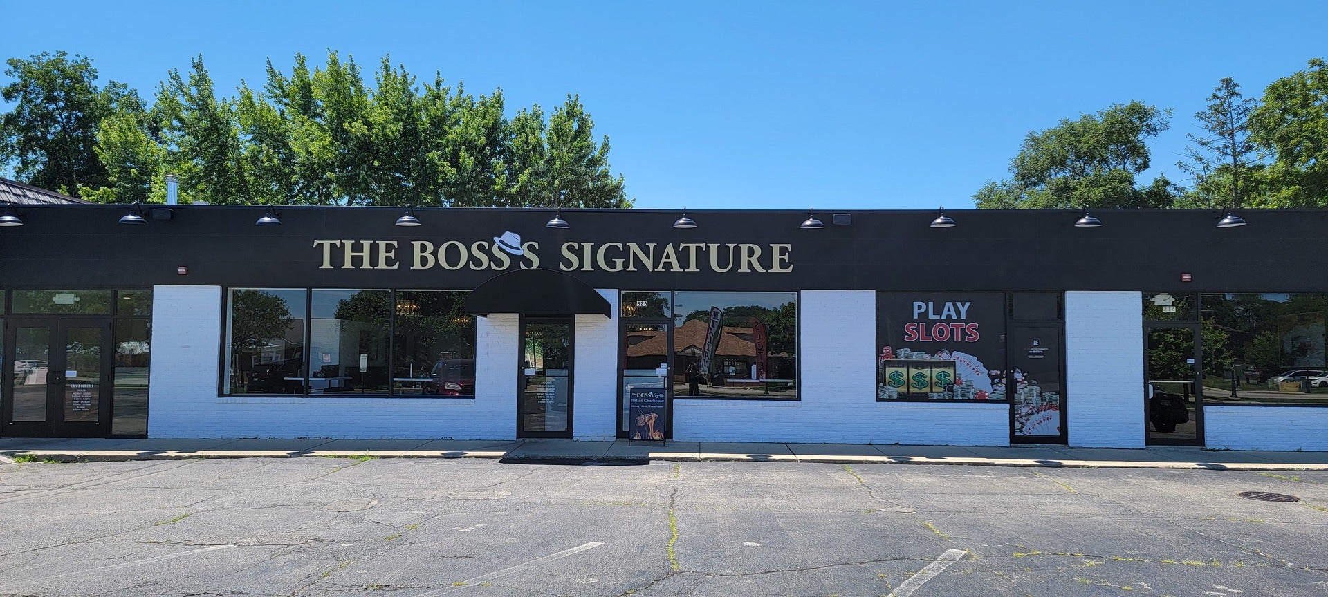 318 S Main Street — photo