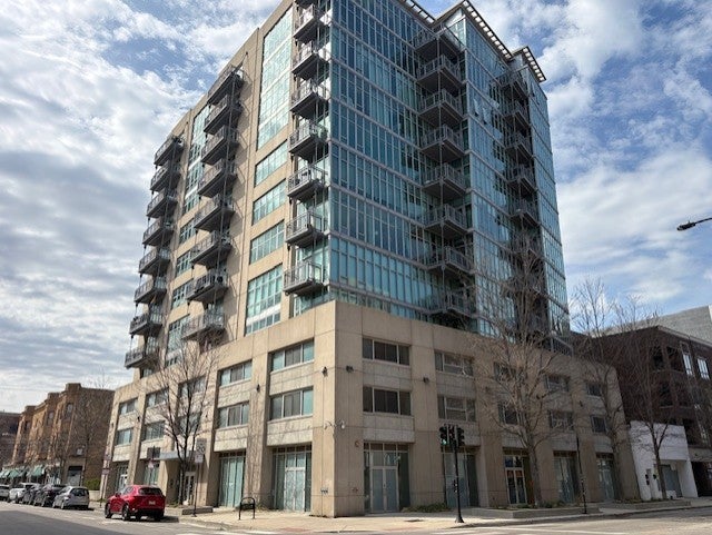 1000 W Leland Avenue 12Bc — photo