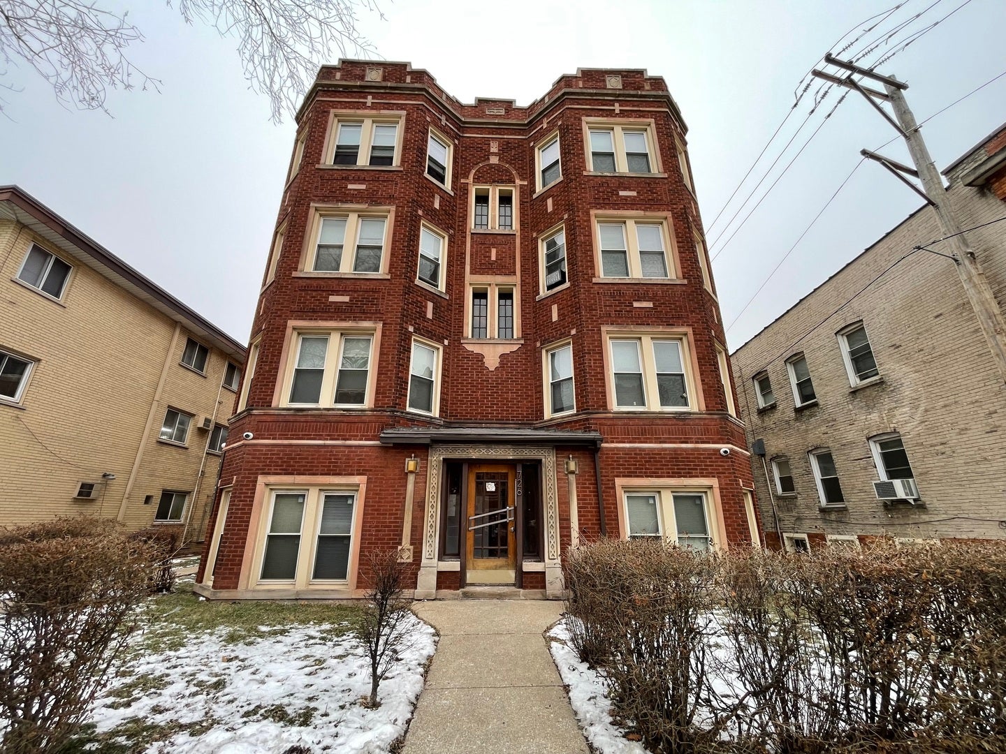 722 N Austin Boulevard 3W — photo