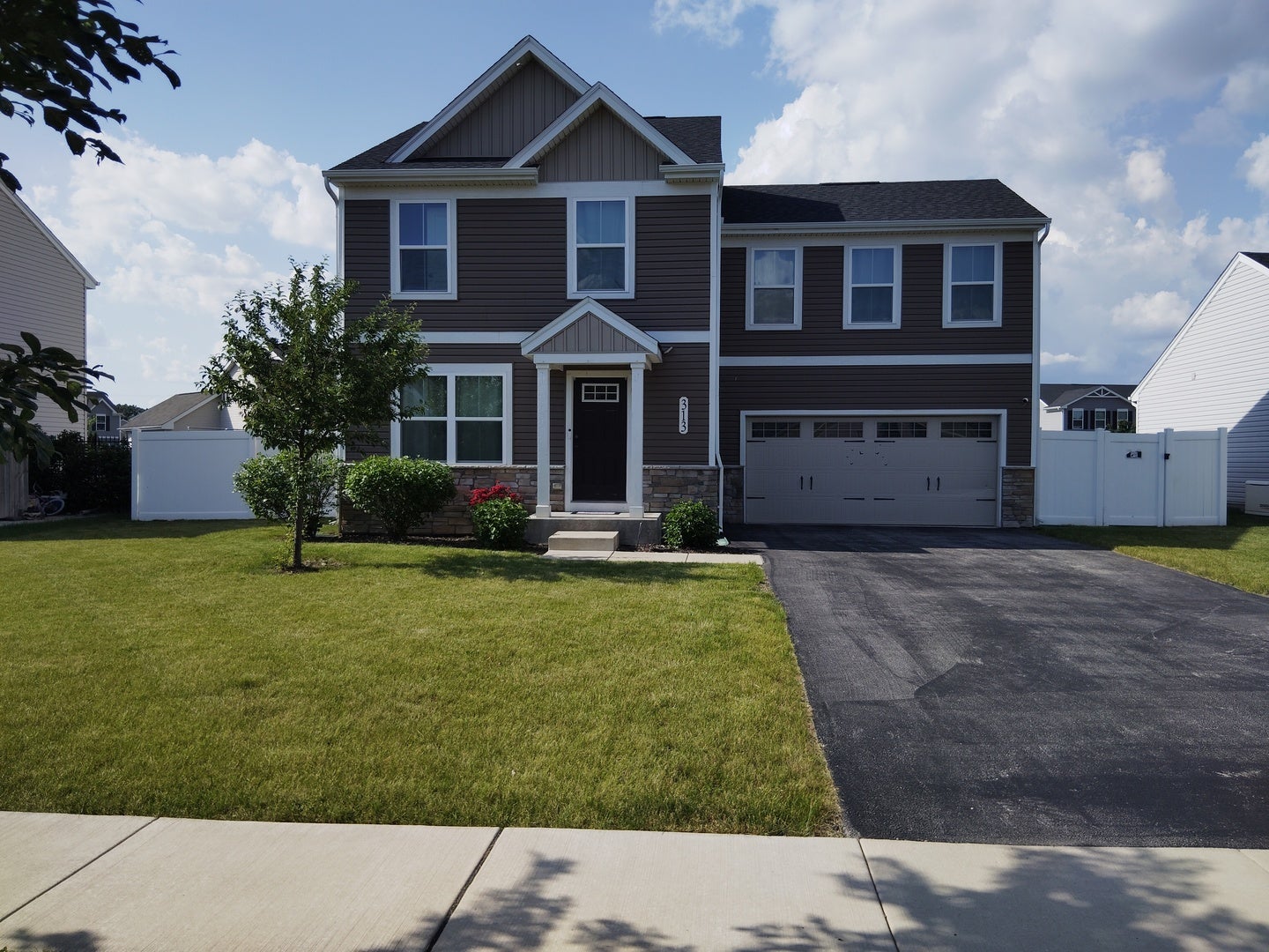 313 Pheasant Run Road — photo