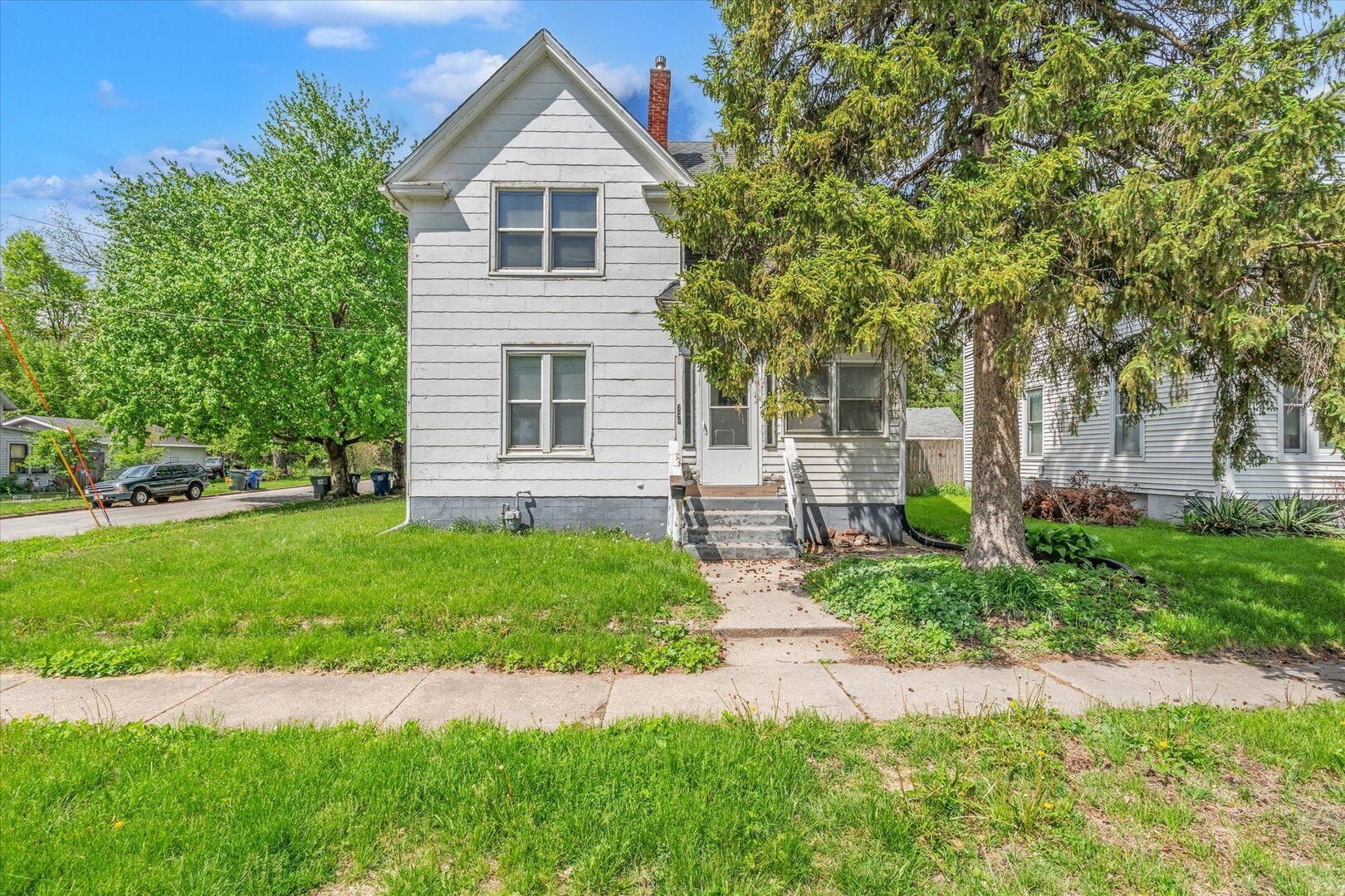 706 N Howell Street — photo