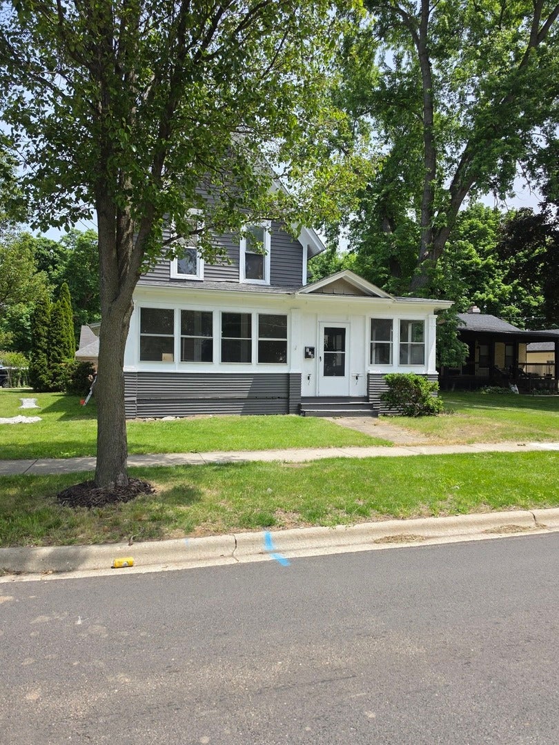 118 N Washington Street — photo
