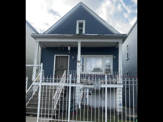 1250 W 49th Place — photo