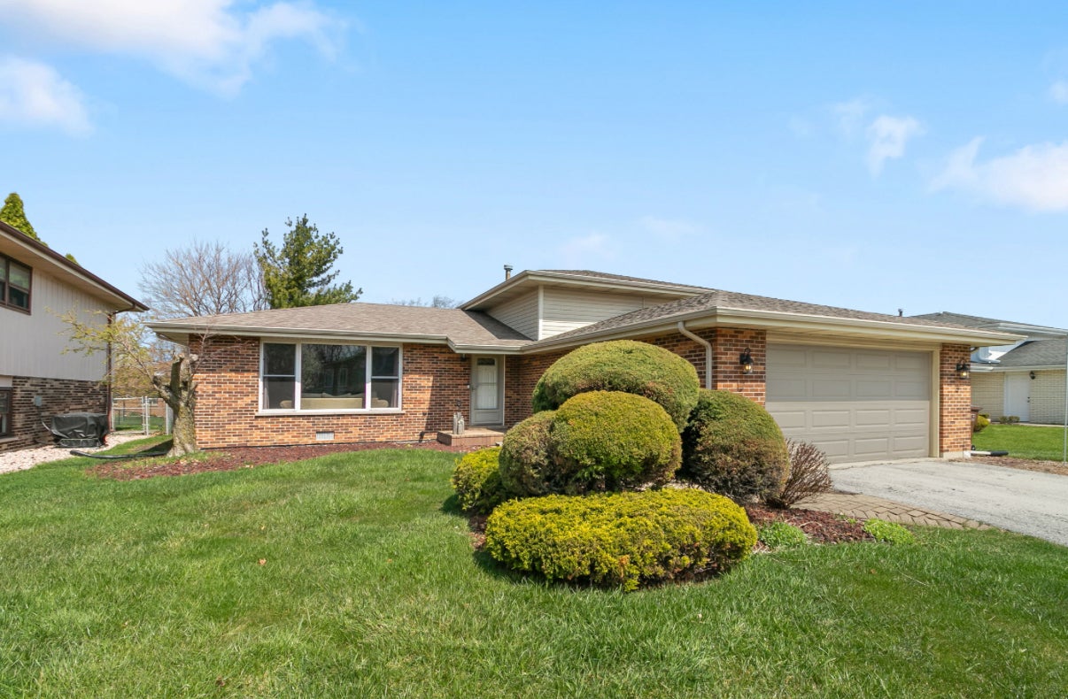 7024 Brementowne Road — photo