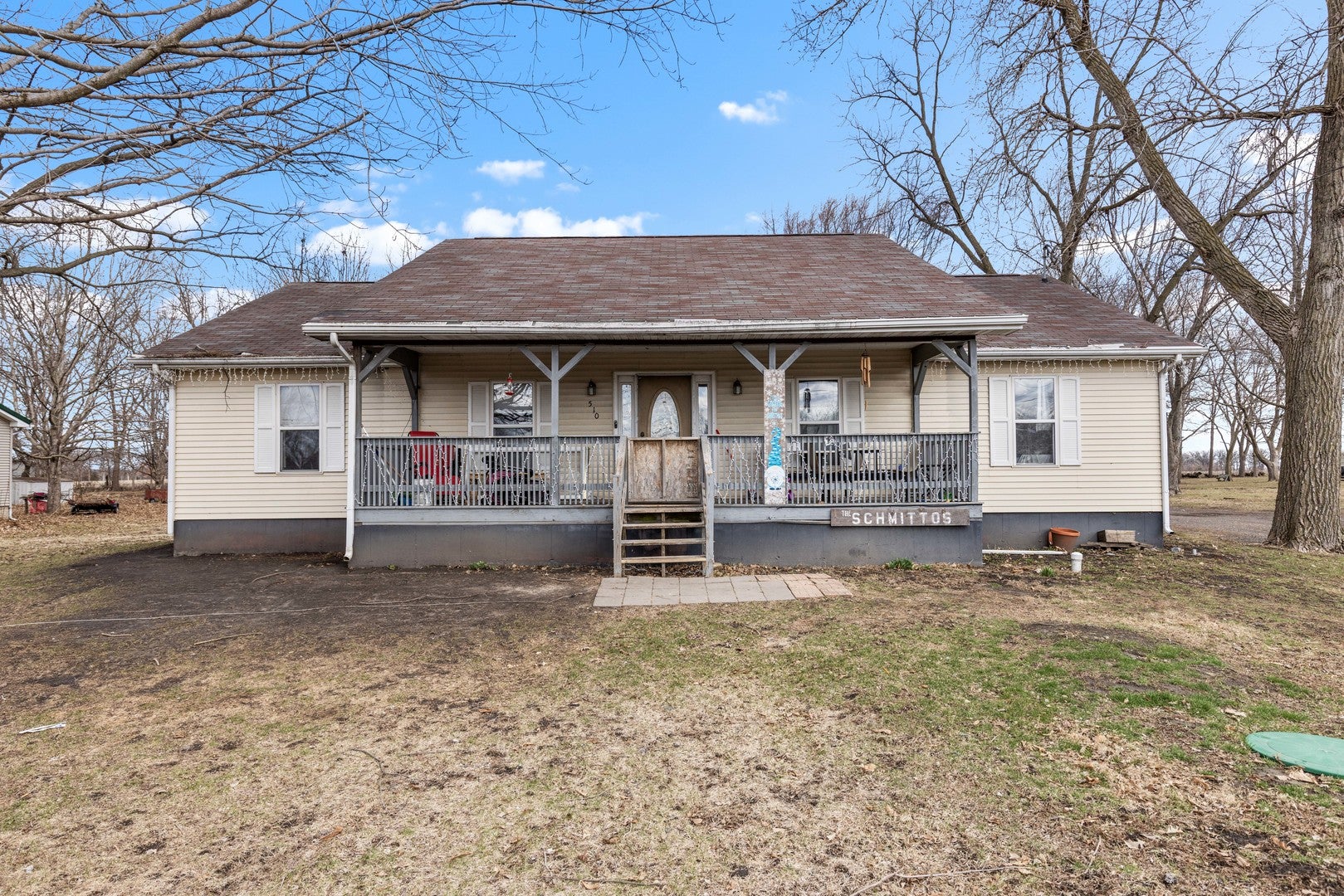 510 W Railroad Street — photo