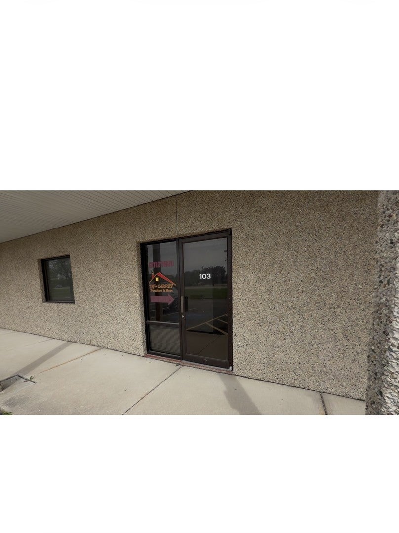1011 Shooting Park Road 103 — photo