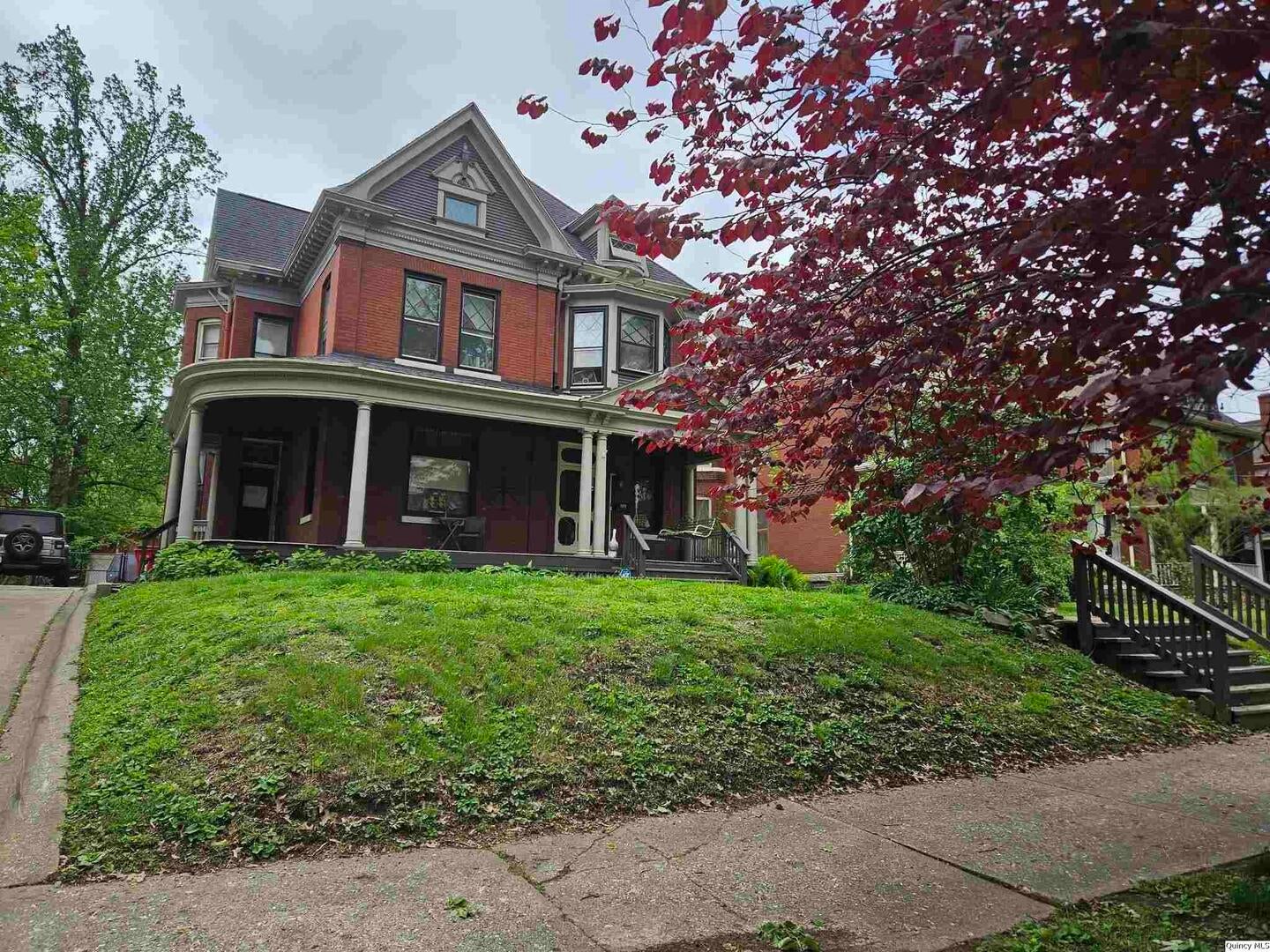 1634 Vermont Street — photo