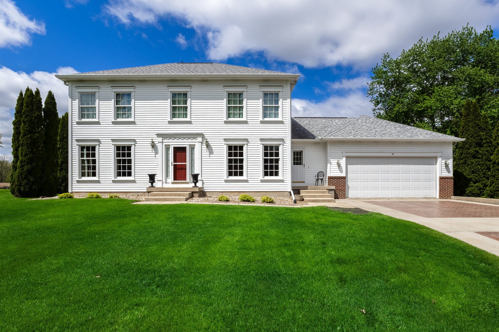 14 Timberlane Drive — photo