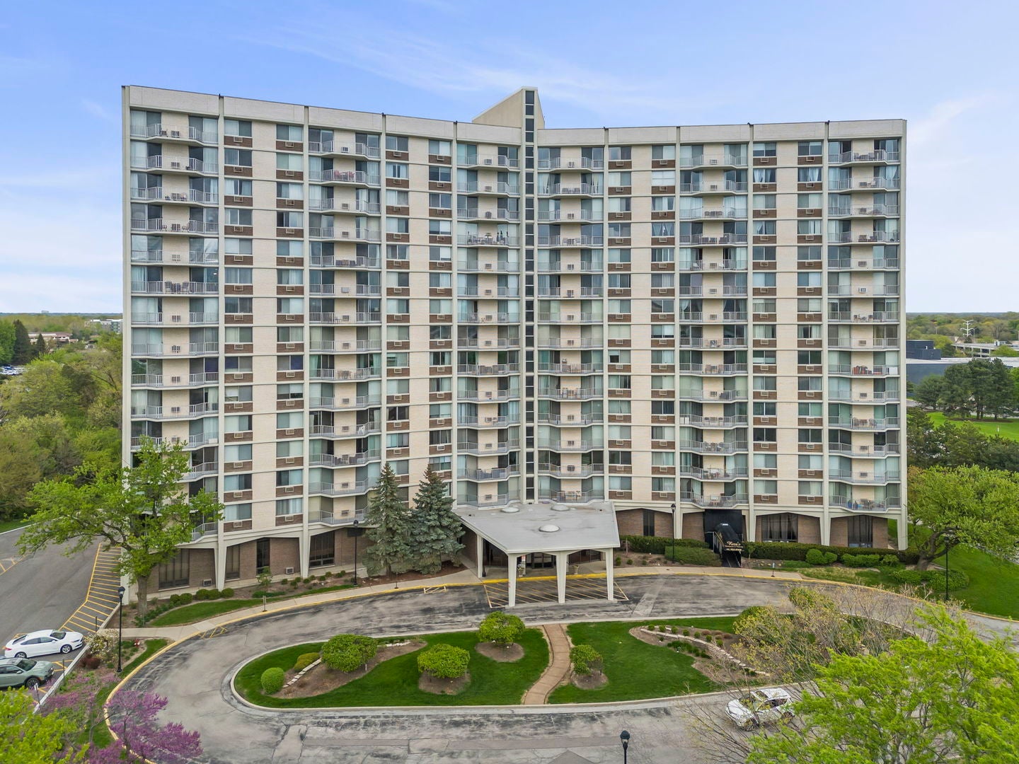 40 N Tower Road 14L — photo