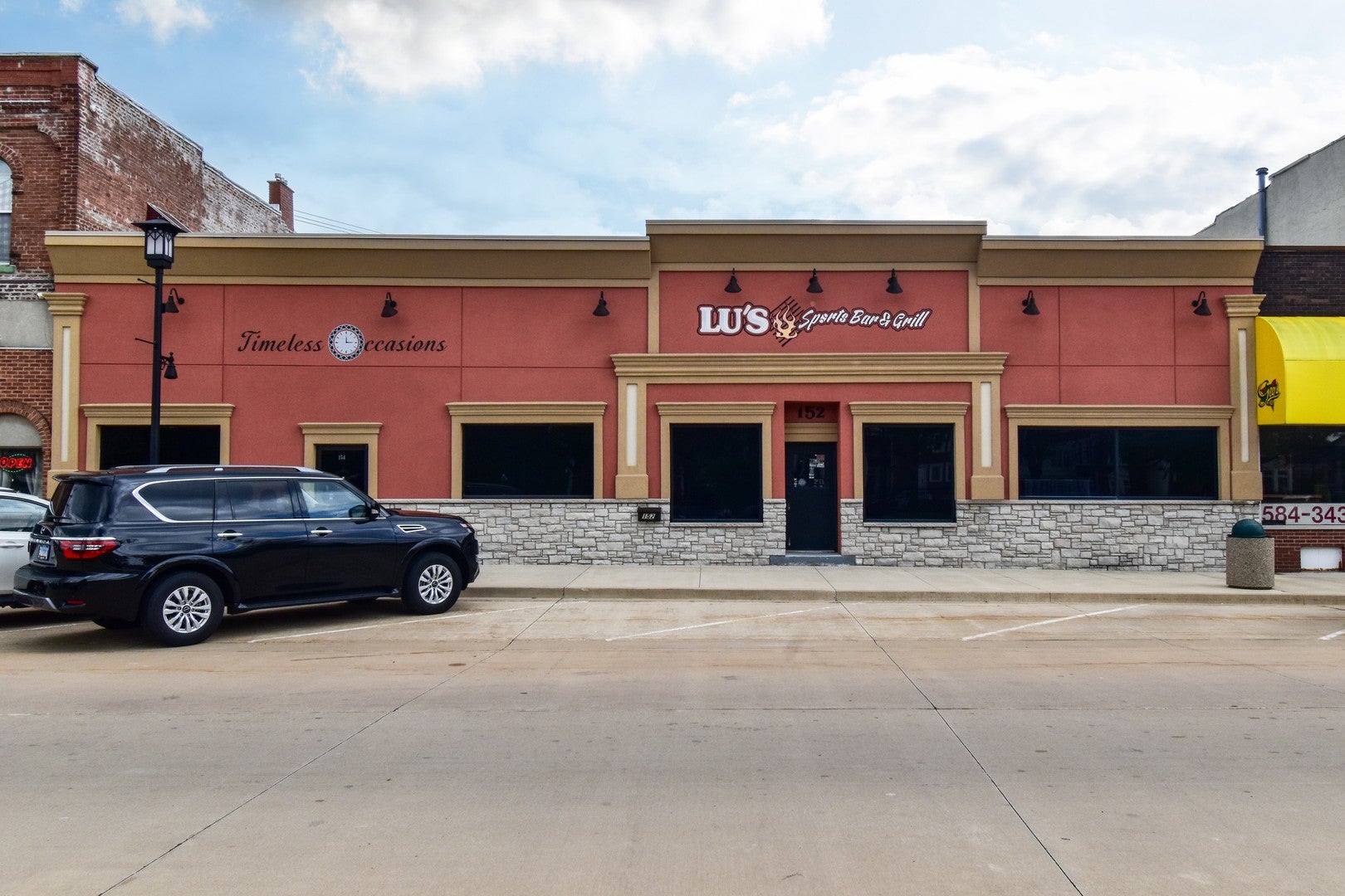 152 E Main Street — photo