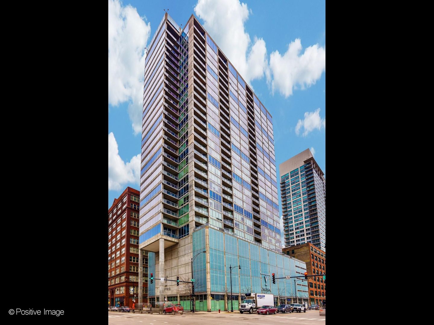 611 S Wells Street 2504 — photo