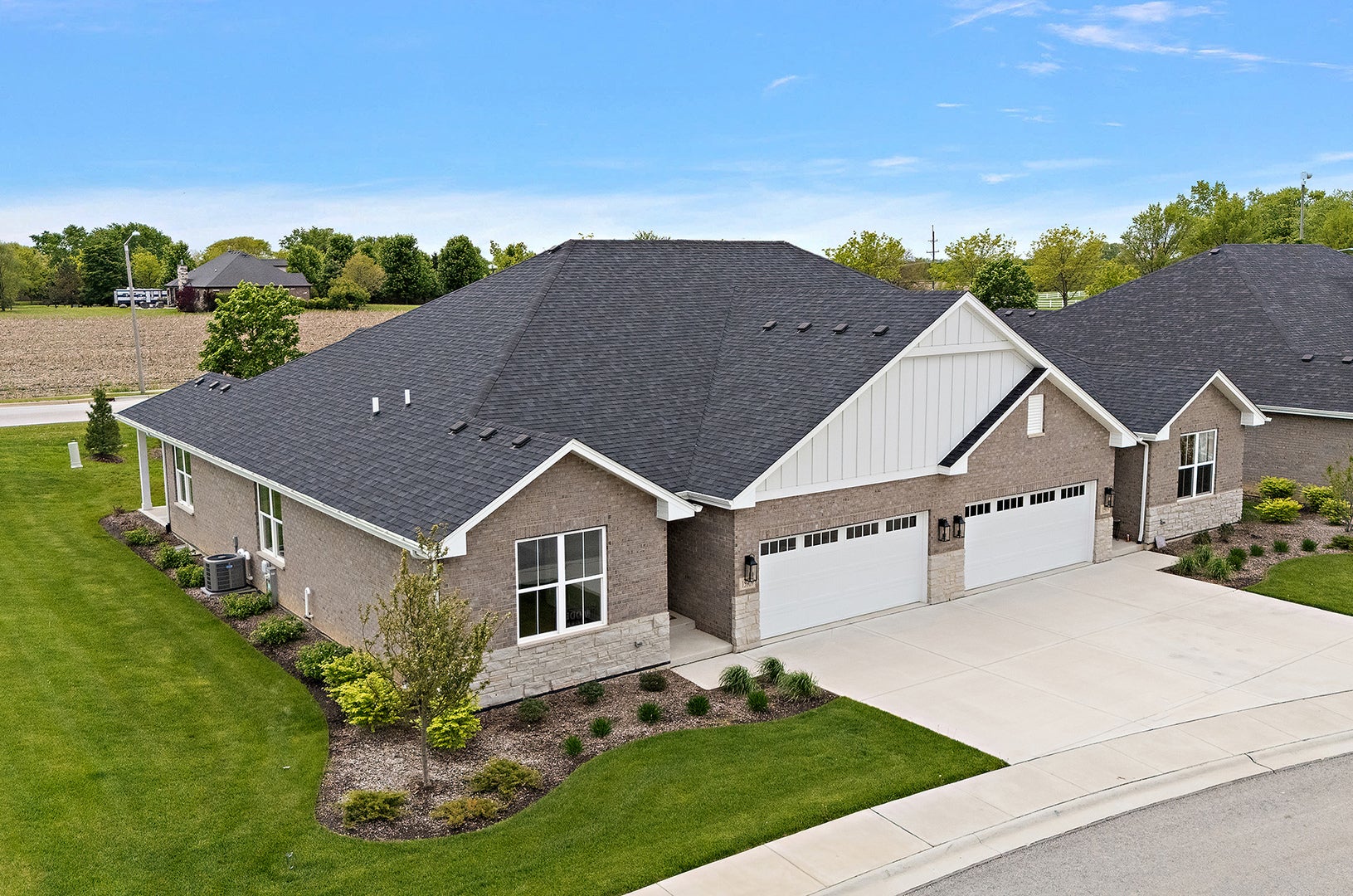 15909 Prairie View Court — photo