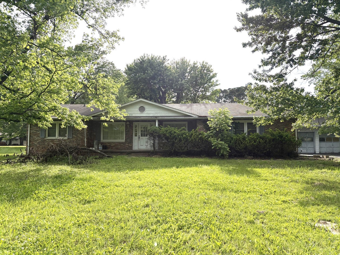 3917 Country Club Road — photo
